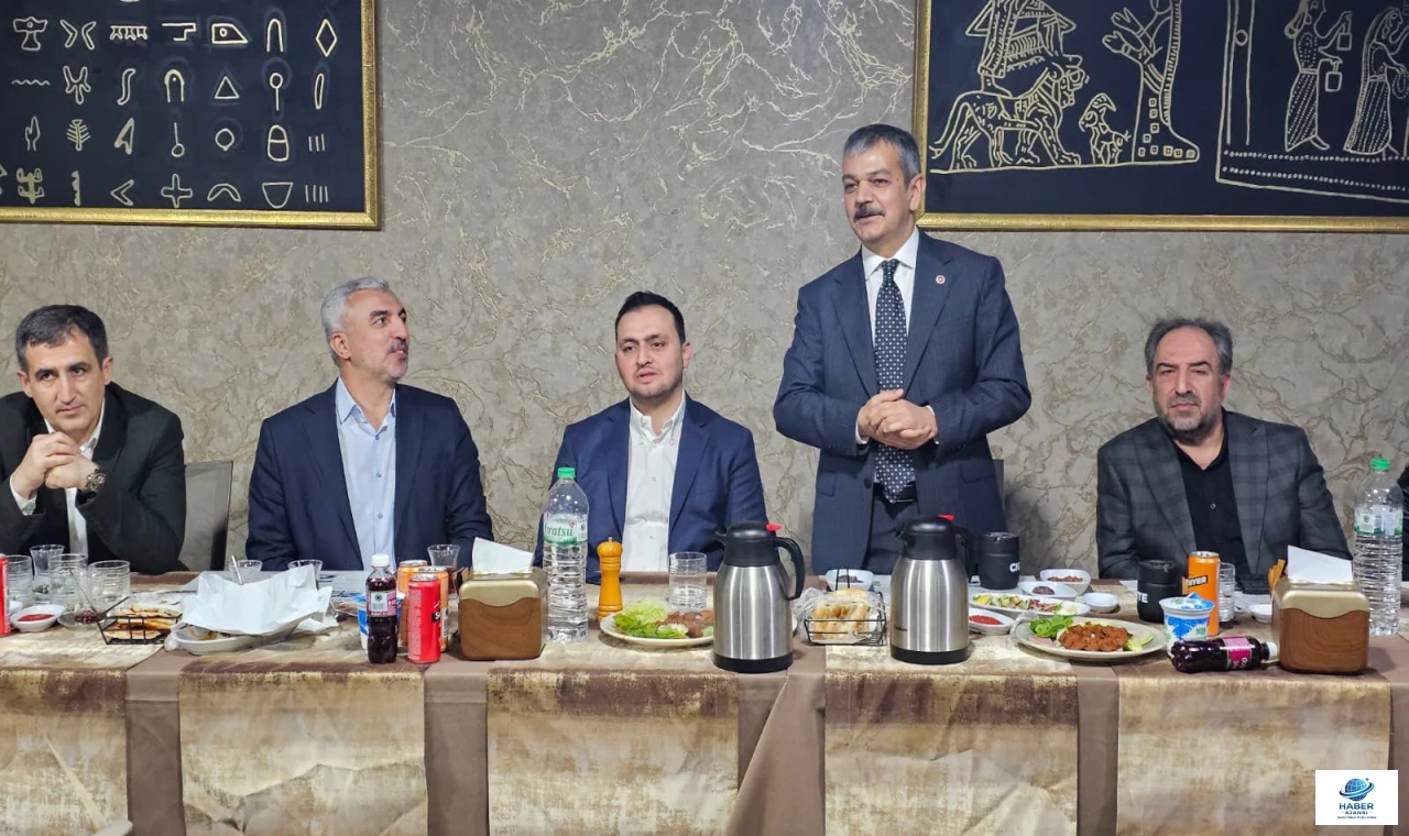 Başkan Selmanoğlu'ndan Memur-Sen'le Anlamlı İftar Buluşması