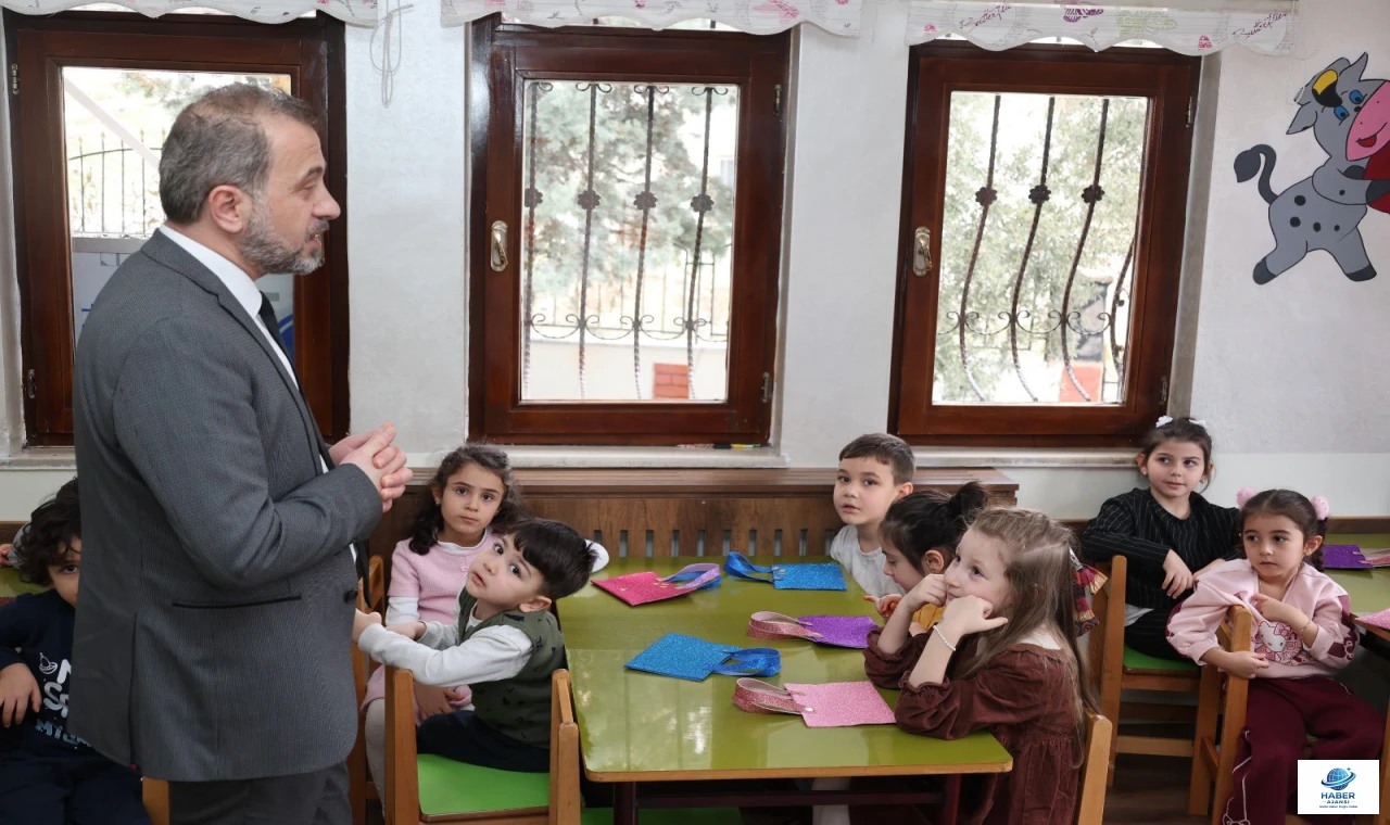 Milli Eğitim Müdürü Şahin, Minik Öğrencilerle Buluştu