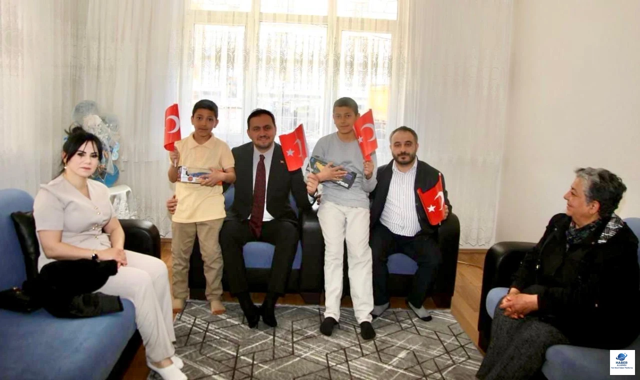 AK Parti Elazığ Teşkilatı’ndan 23 Nisan’da gönüllere dokunan ziyaretler