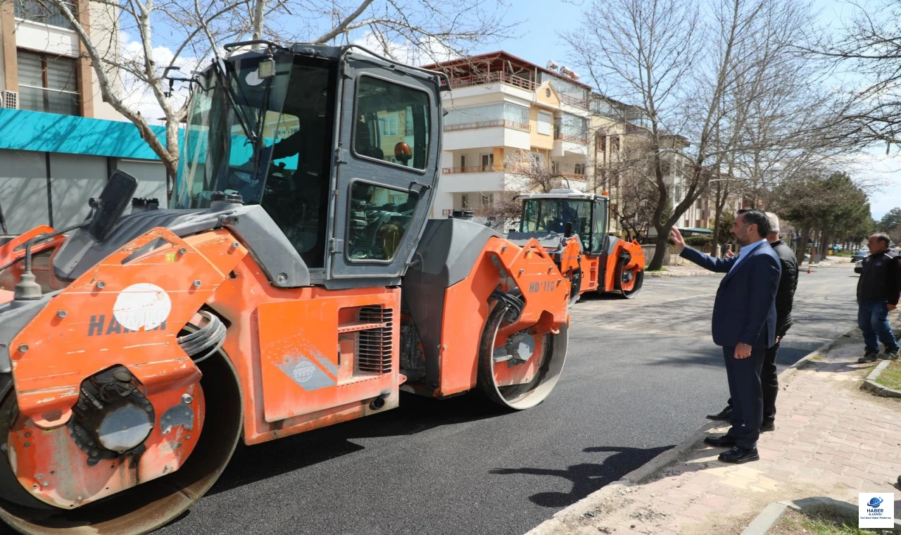 Asfalt Yılı” kapsamında çalışmalar hız kesmeden devam ediyor