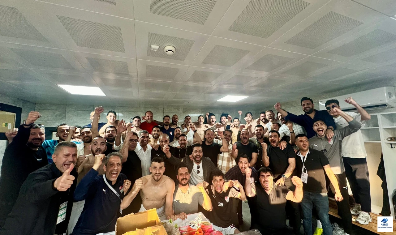 Elazığ’da galibiyet coşkusu: Siyasetten taraftara herkes Seza Çimento Elazığspor’la gururlu