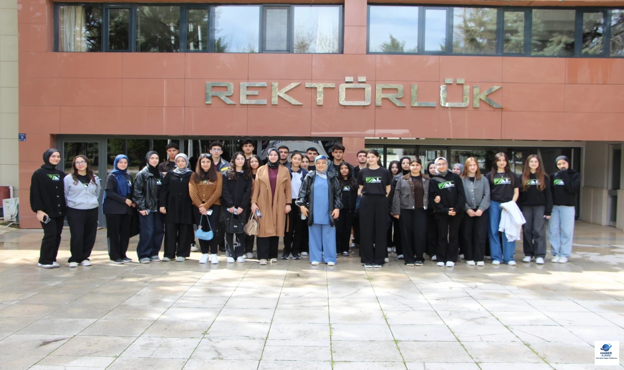 Fırat Üniversitesi’nde Nisan ayı boyunca okul gezileri devam etti