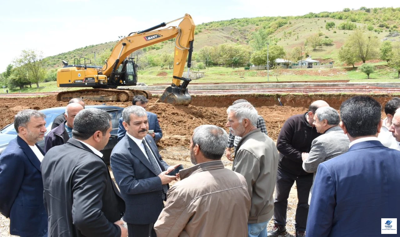 AK Parti Elazığ Milletvekili Erol Keleş, Maden ve Gezin’de Vatandaşlarla Buluştu