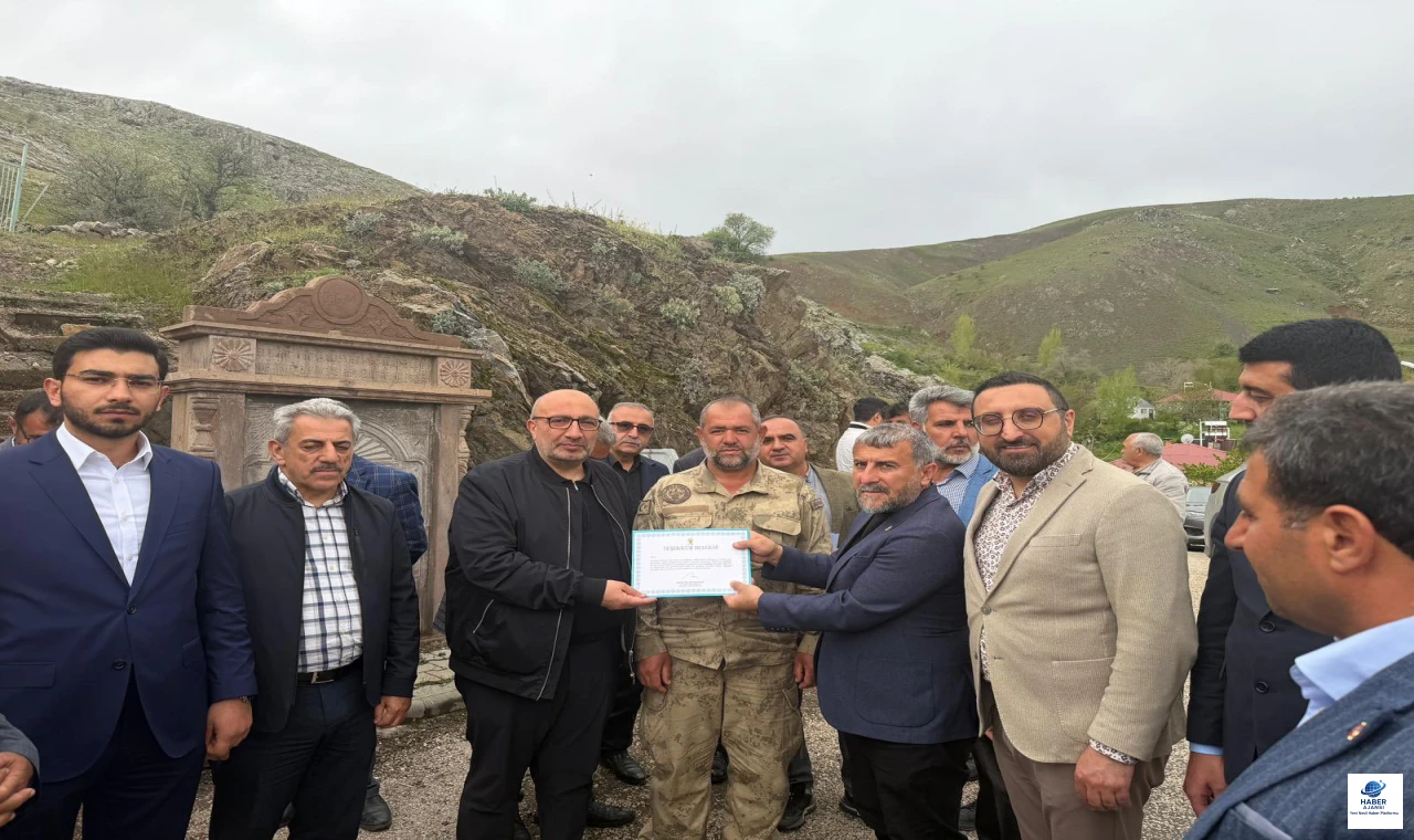 AK Partili Vekil Açıkkapı, Palu’da Vatandaşlarla Buluştu: “Birliğimiz Daim Olsun”