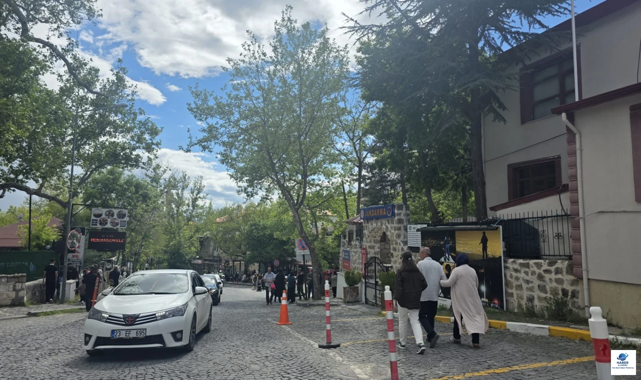 Bayramın 3. gününde Harput’a yoğun ilgi