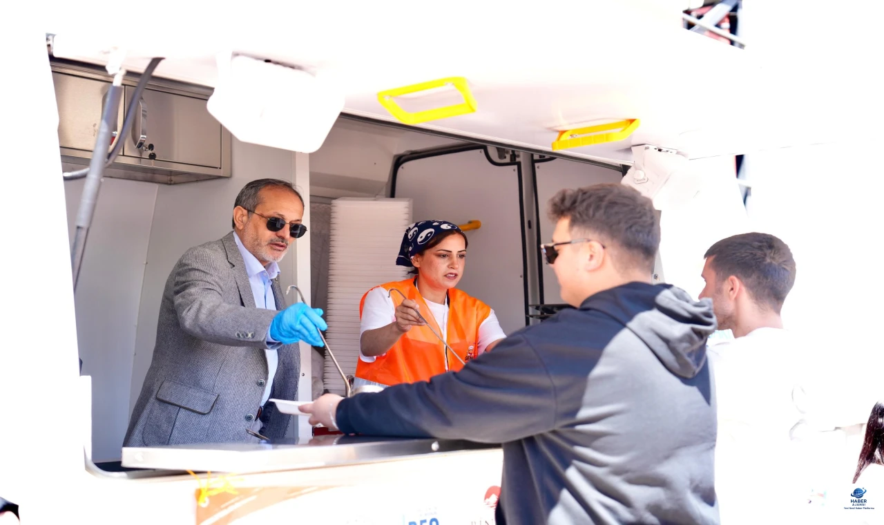 Bingöl Üniversitesi’nde 300 kişilik afet yemeği tatbikatı