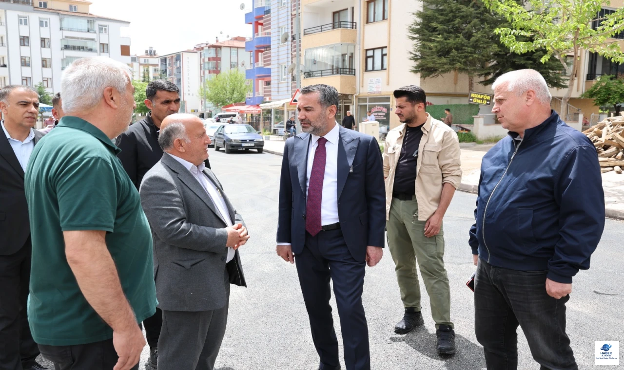 Elazığ’da “Asfalt Yılı” Çalışmaları Hız Kazandı: Başkan Şerifoğulları Sahada İncelemelerde Bulundu