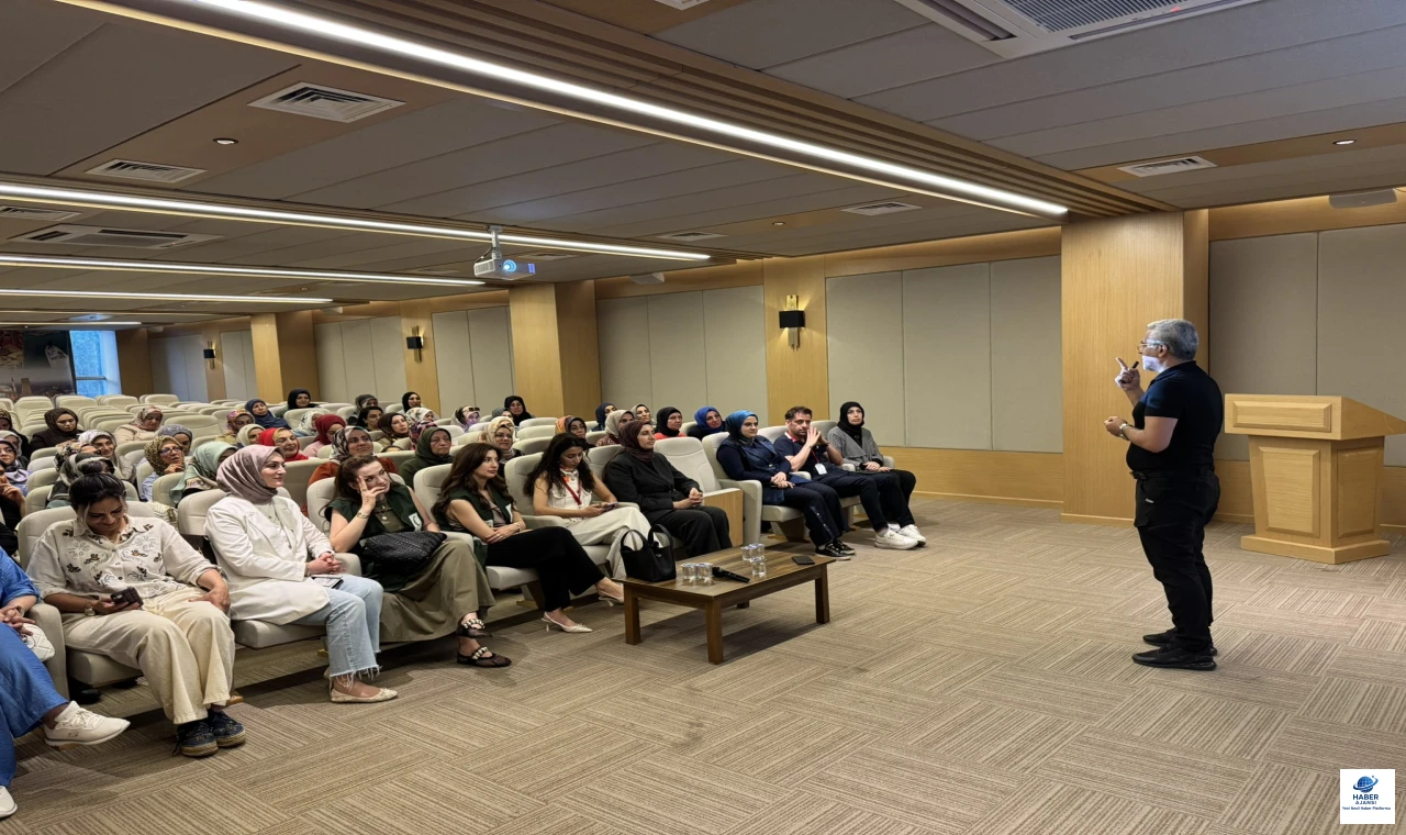 AK Parti Kadın Koları’ndan bağımlılıkla mücadele semineri
