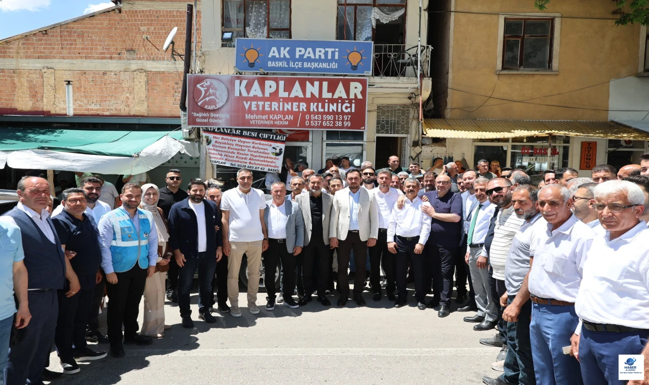 AK Parti'den Baskil'e Tam Kadro Ziyaret: İlçeye Yönelik Projeler Masaya Yatırıldı