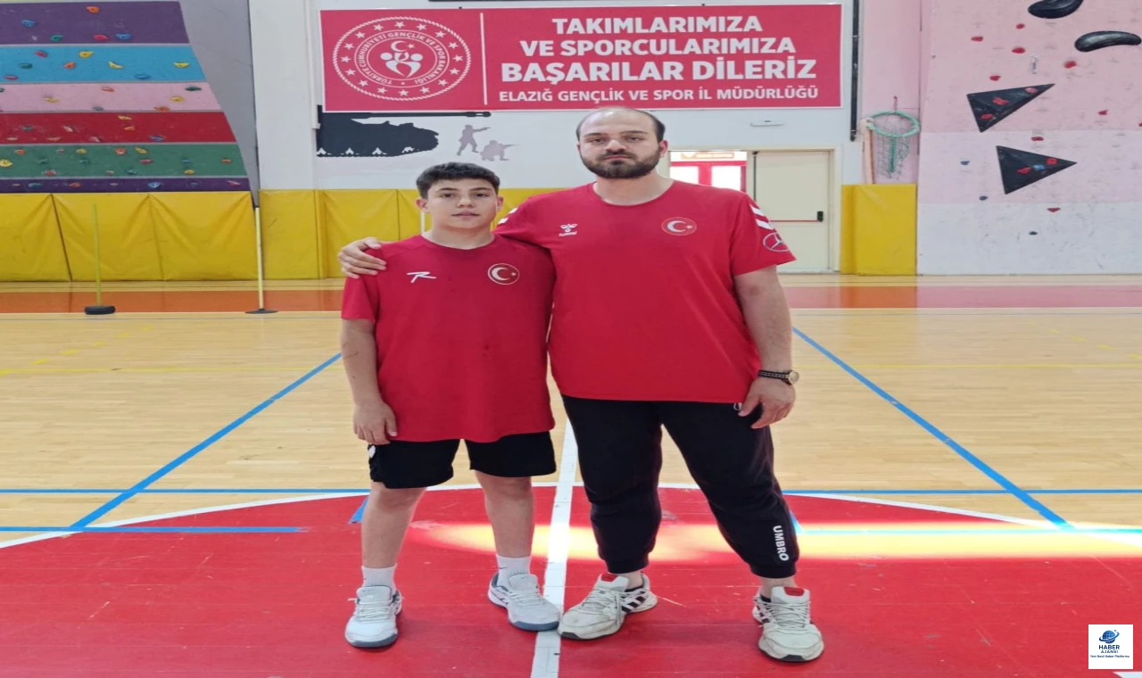 Elazığlı hentbolcu, U-15 Milli Takım kampına davet edildi