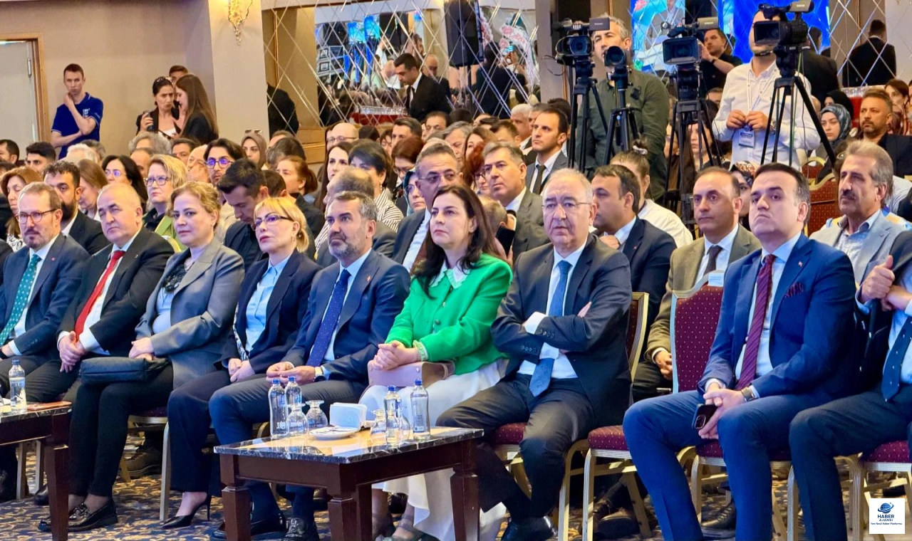 Prof. Dr. Yasemin Açık'tan Kongre Son Gününde katılımcılara Teşekkür