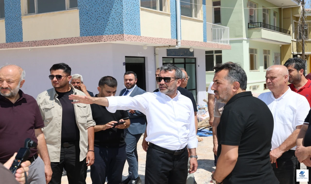 Başkan Şerifoğulları Güneykent'te: Seyir Yolu Projesi ve Seksenler Sokağı Yerinde İncelendi