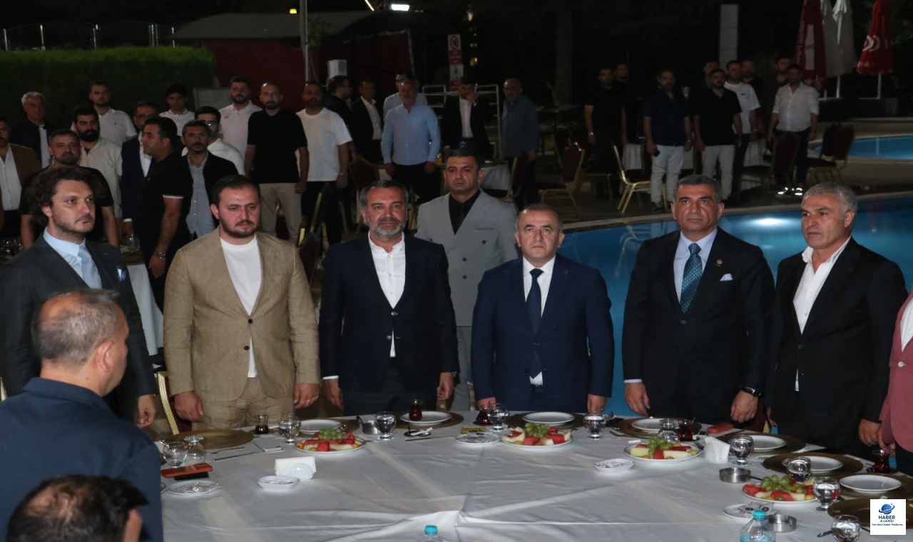 Elazığspor’da Yeni Sezon Heyecanı: Formalar Görkemli Lansmanla Tanıtıldı