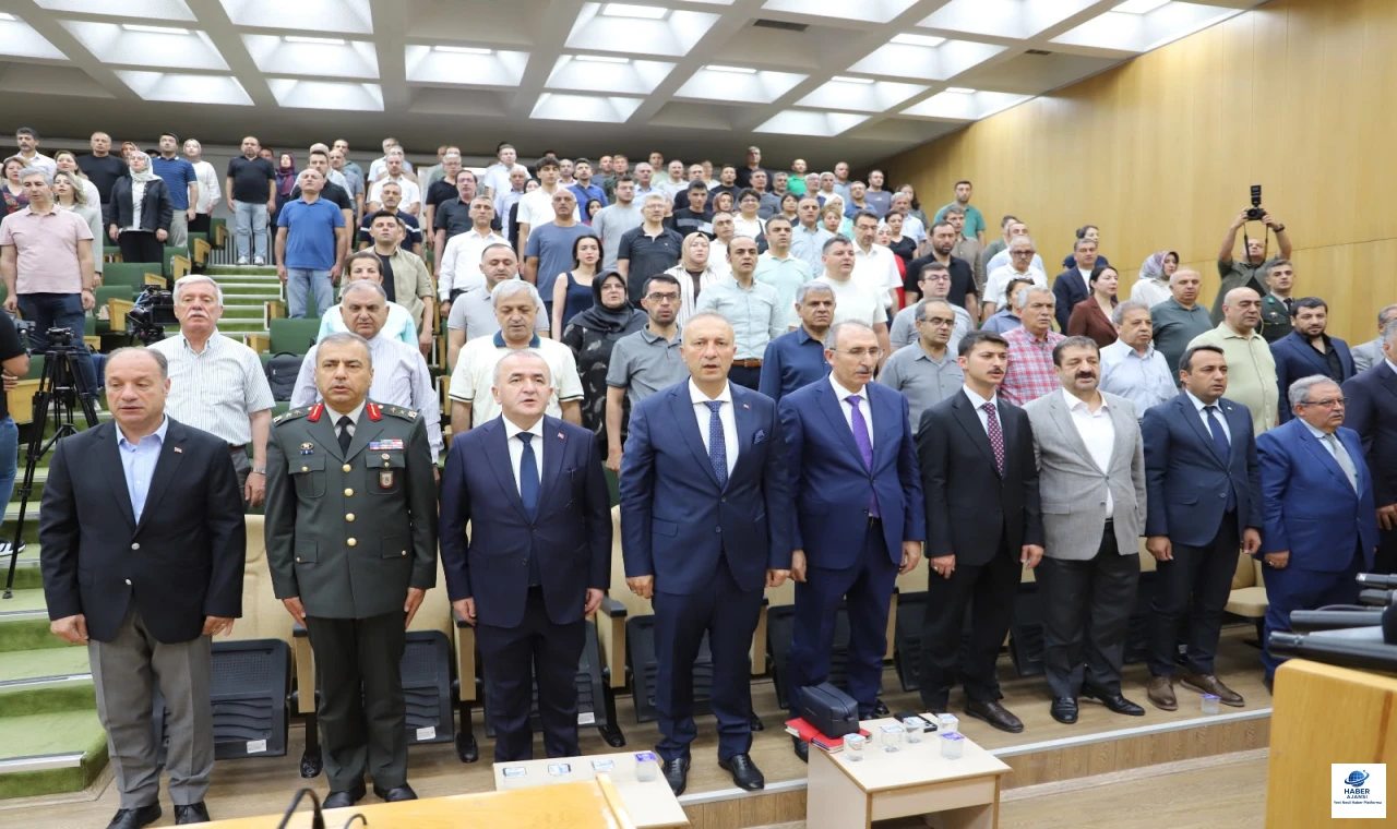 Fırat Üniversitesi’nde 15 Temmuz Konferansı: “İrade Bizim, Zafer Bizim”