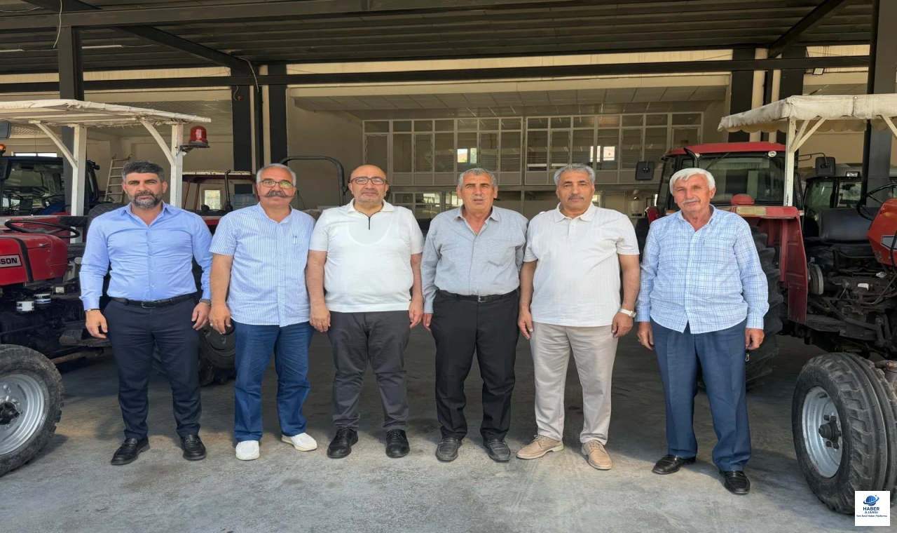 Milletvekili Açıkkapı, Traktörcüler Sitesi Esnafını Dinledi
