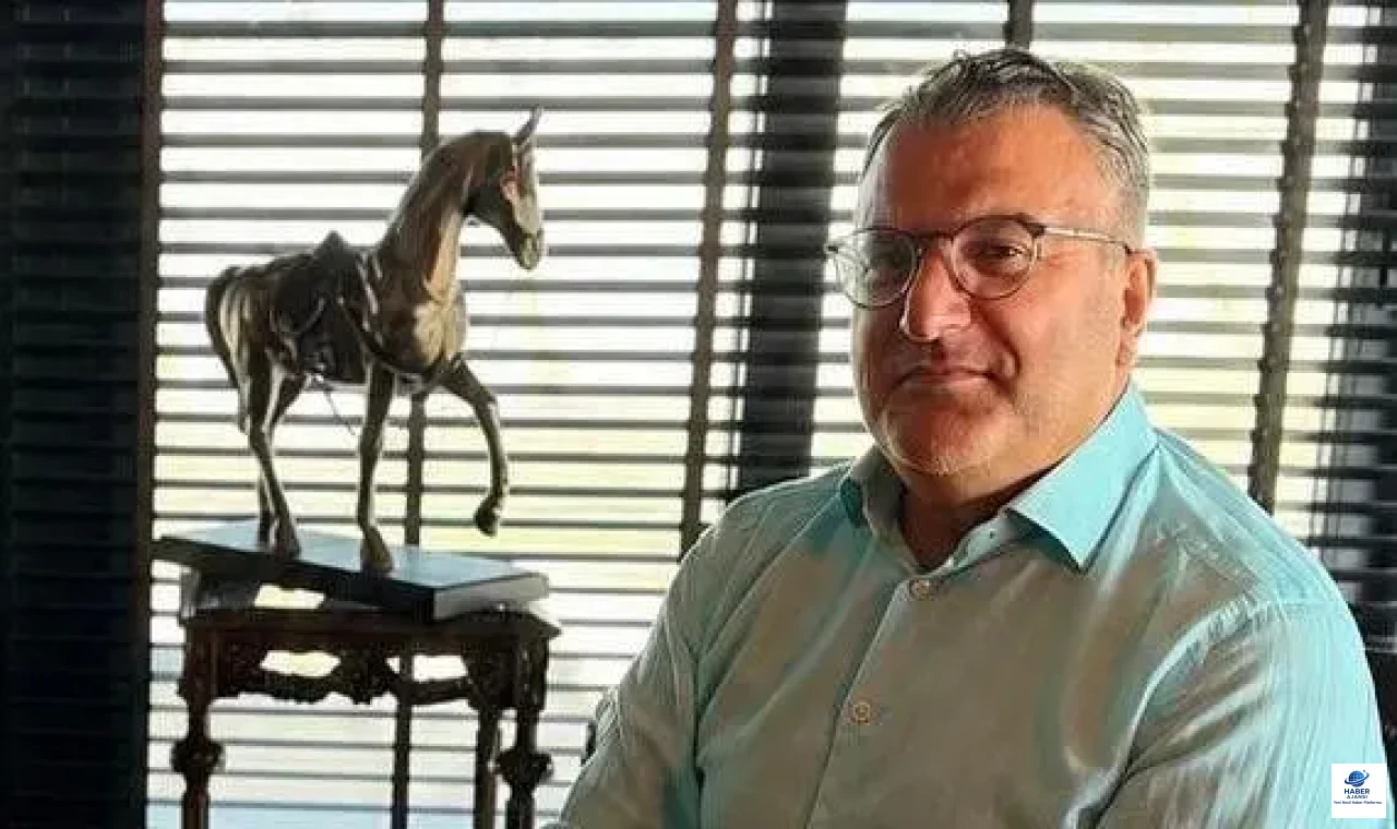 TV Yorumcusu Cem Küçük Hakkında Gözaltı Kararı