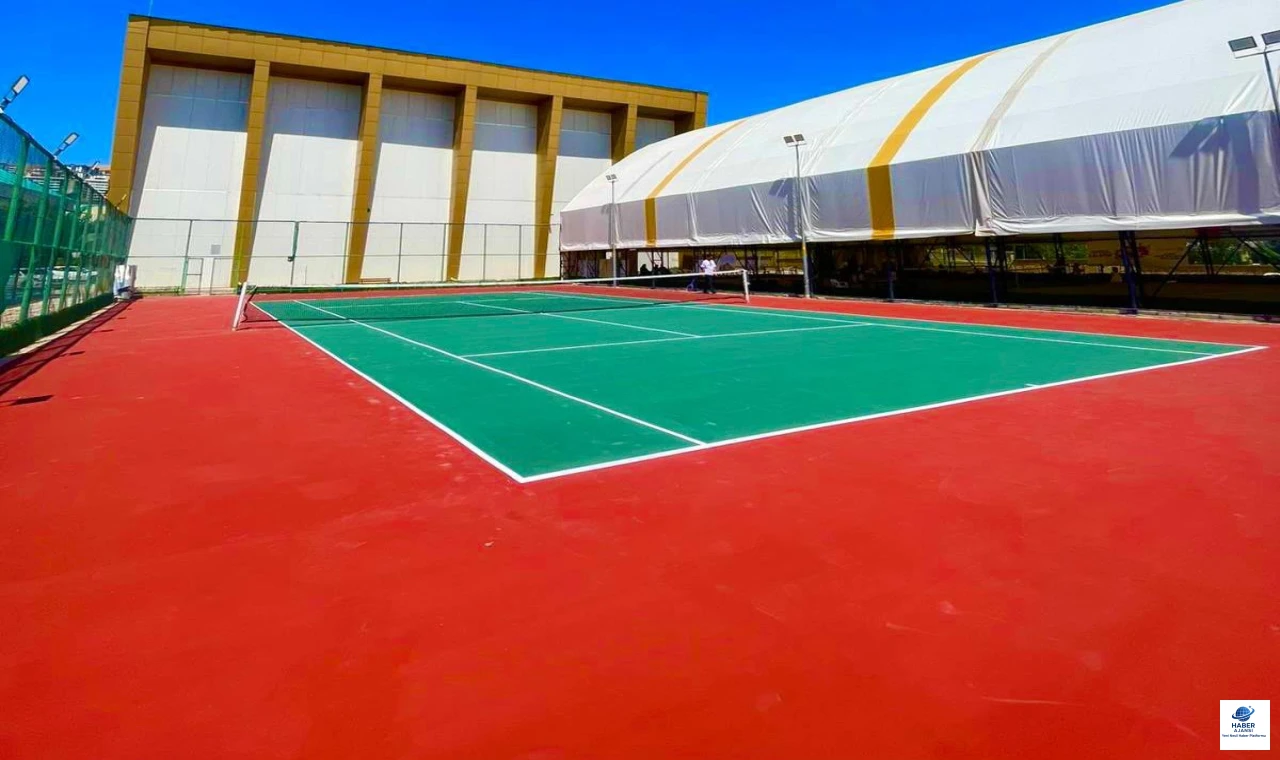 Abdullahpaşa'daki Tenis Kortları Yenilendi: Sporculara Modern Mekanlar