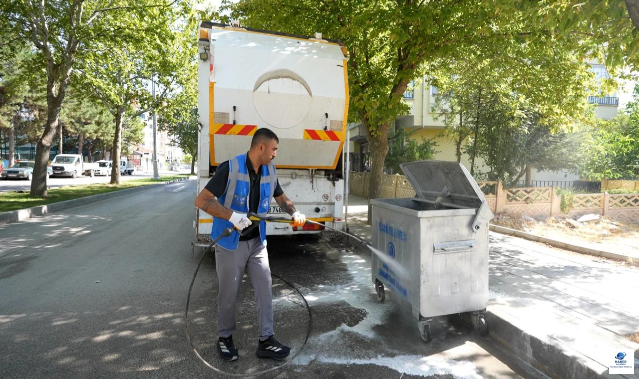 Elazığ Belediyesi'nden Sürsürü Mahallesi'nde Kapsamlı Temizlik Seferberliği