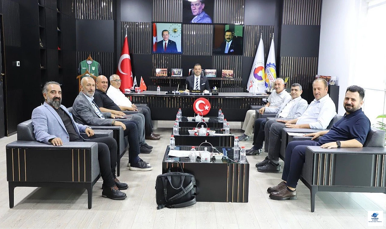 Elazığ İl Tarım ve Orman Müdürlüğü, sektörler arası iş birliğinin geliştirilmesi amacıyla Bingöl’de çeşitli ziyaret ve temaslar gerçekleştirdi.