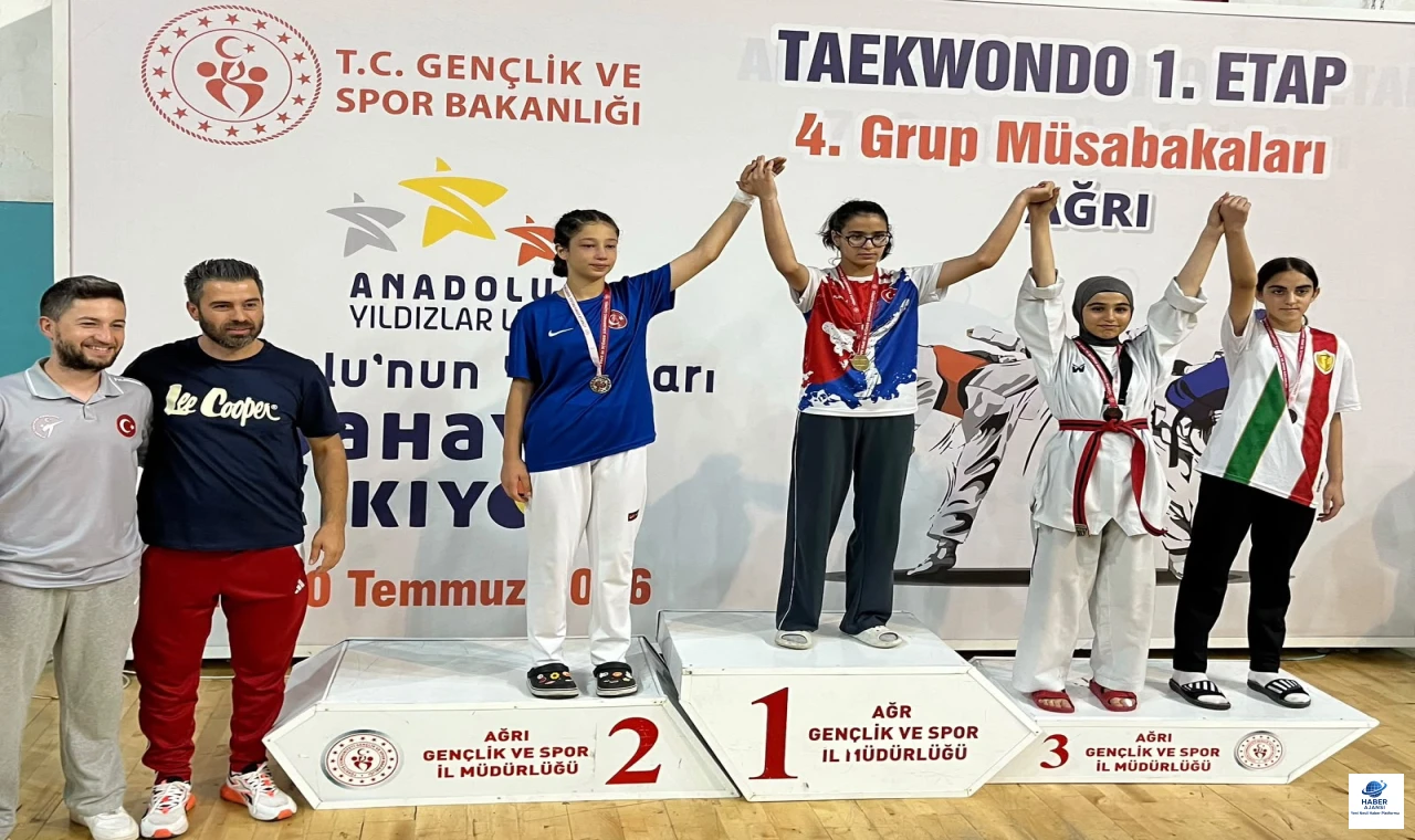 Elazığ'ın Minik Yıldızları Ağrı'da Fırtına Gibi Esti!