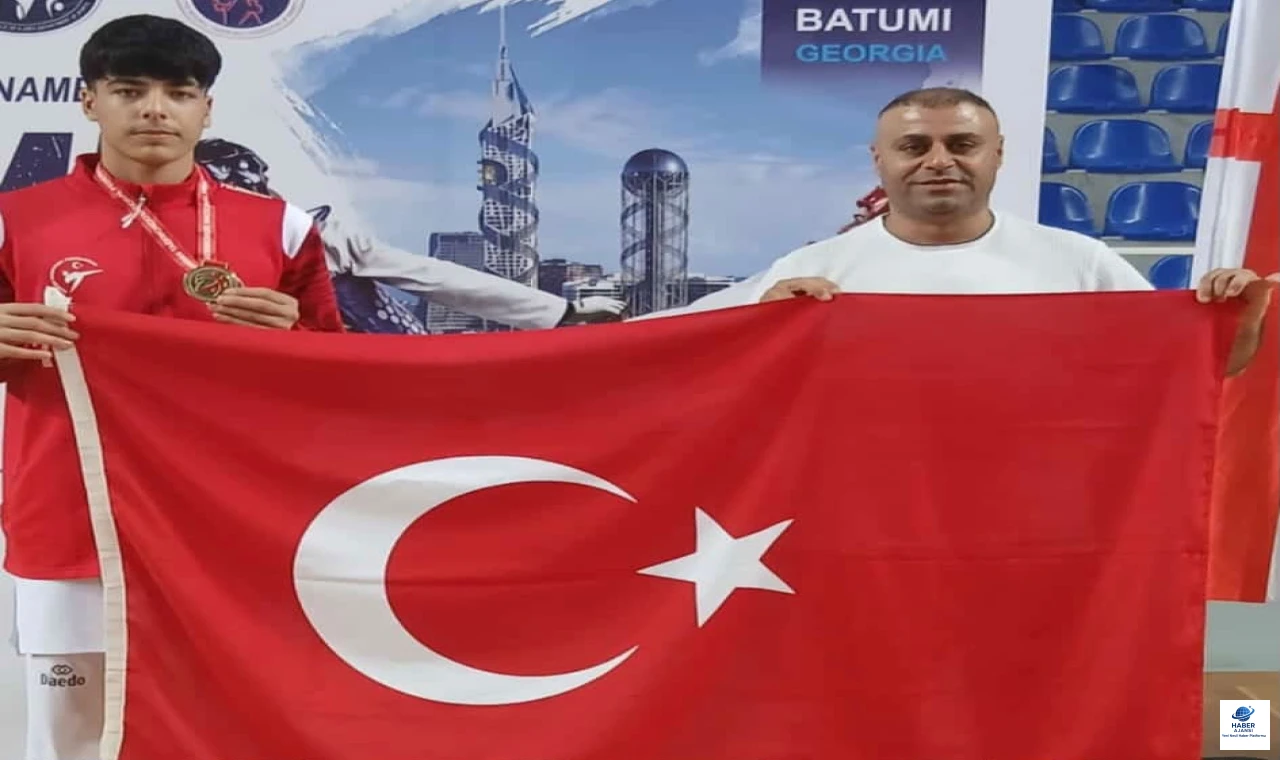 Elazığlı Tekvandocu Direnç Kip, Batum’da Dünya Yıldızlarını Solladı!