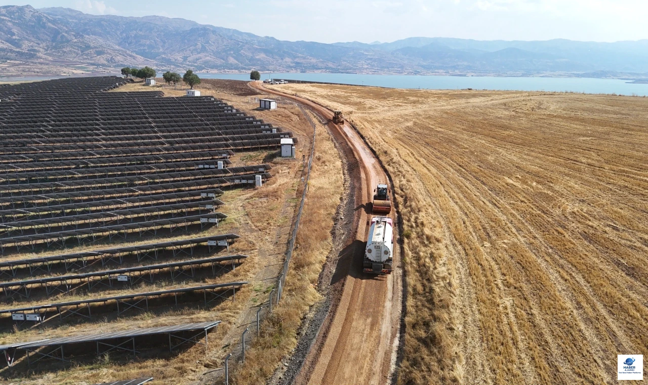 Kovancılar Adalı Köyü Yolunda İyileştirme Çalışmaları Başladı