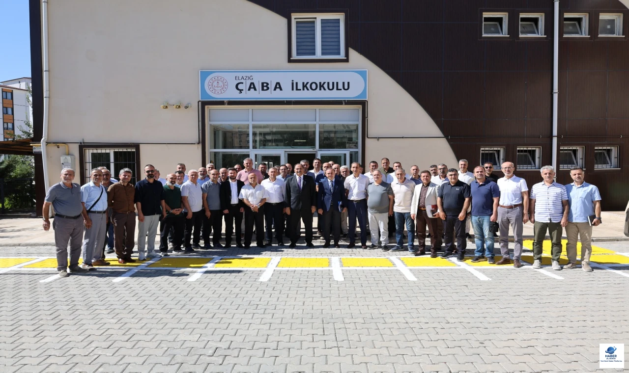 Aziz GÜN İlkokul Müdürleri İle Eğitim Değerlendirme Toplantısı Yaptı