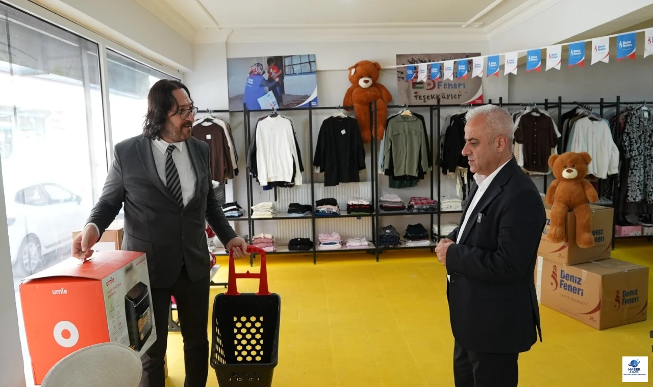 Elazığ Belediyesi ve Deniz Feneri'nden İhtiyaç Sahiplerine Giyim Desteği
