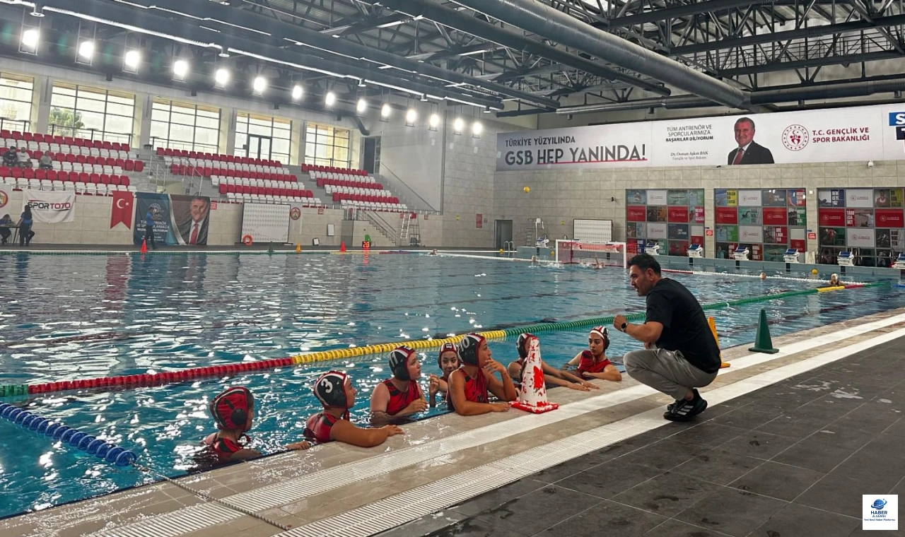 Elazığ GSK U20 Kadın Takımı'ndan Büyük Başarı: Playoff Yolunda