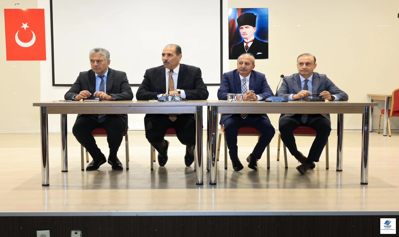 İl Milli Eğitim Müdürü Gün'den Personel Toplantısı