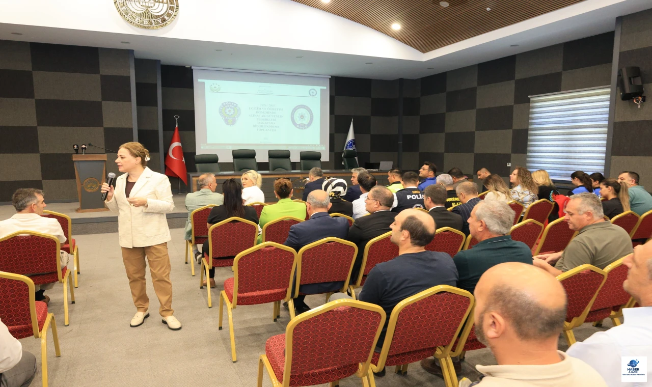 Okullarda Akran Zorbalığı ve Sosyal Medya Bağımlılığına karşı iş birliği toplantısı