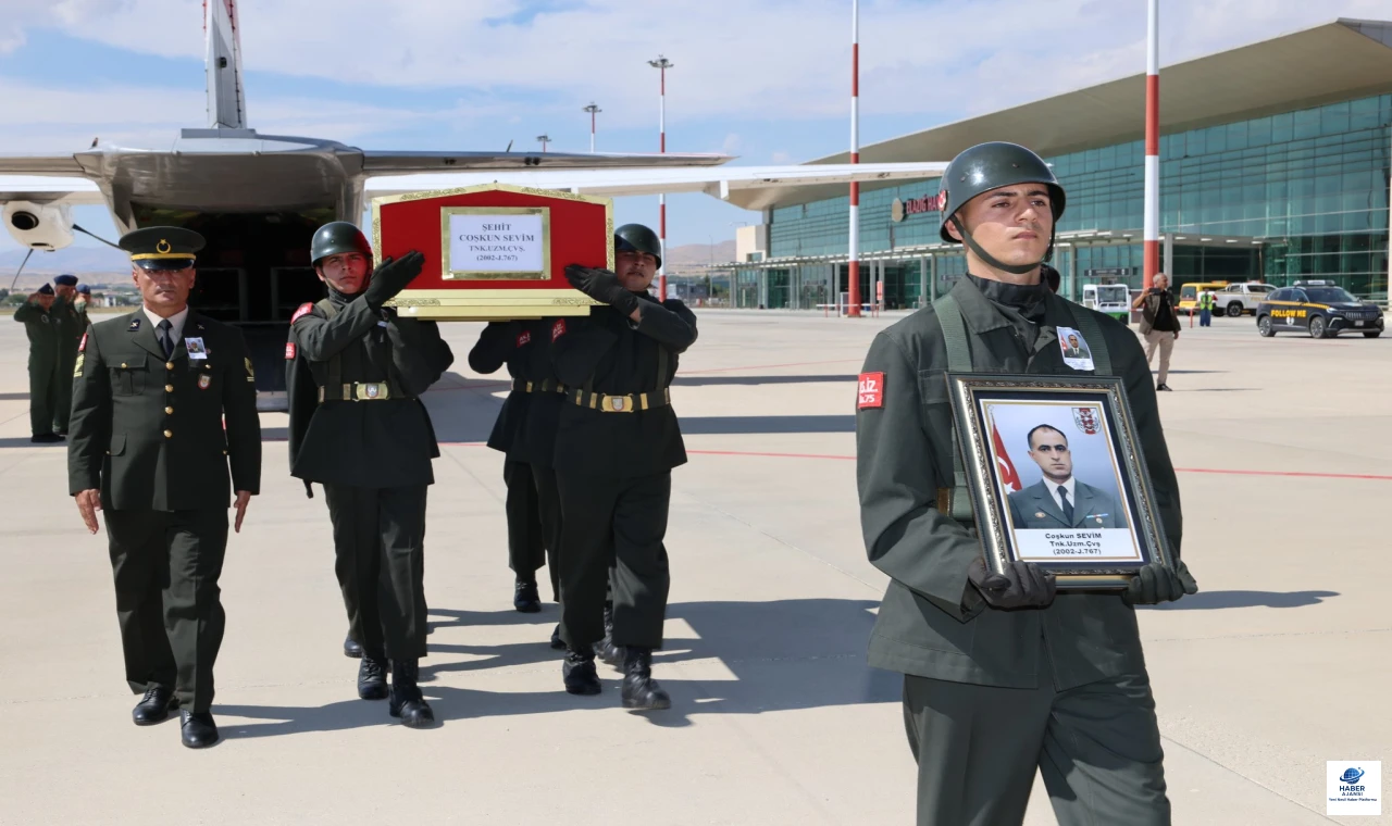 Şehit Coşkun Sevim'in Naaşı Elazığ'da Karşılandı