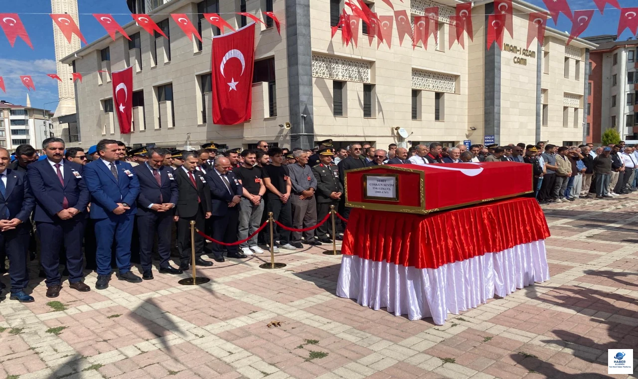 Şehit Tankçı Uzman Çavuş Coşkun Sevim, Elazığ'da son yolculuğuna uğurlandı