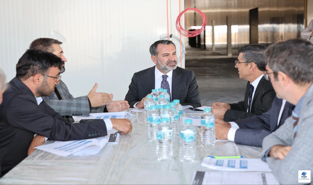 Başkan Şerifoğulları, Pastörize Süt Üretim Tesisinde İncelemelerde Bulundu