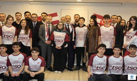 460 Öğrenciye Elazığspor Forması