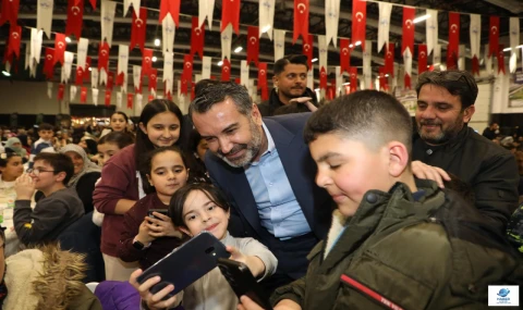 Başkan Şerifoğulları'ndan Çocuklara İftar Sürprizi