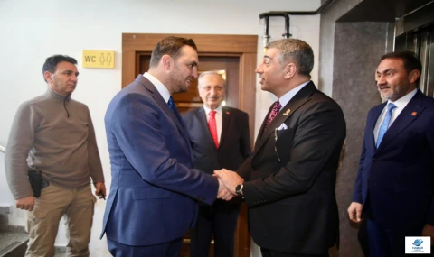 CHP’den AK Parti İl Başkanlığı’na  bayram ziyareti