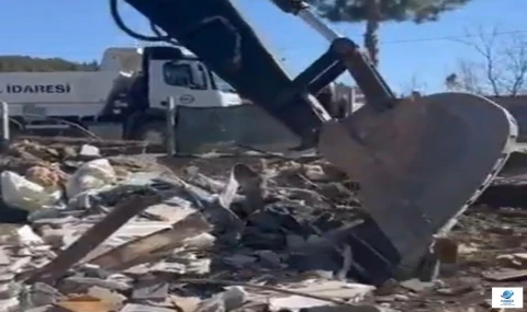 Hazine arazisine yapılan kaçak yapılar tek tek yıkılıyor