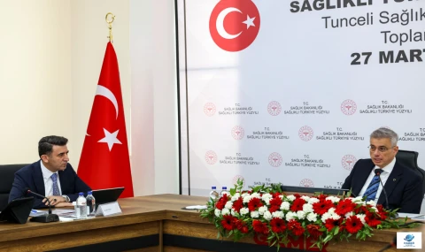 Tunceli’de “Sağlıklı Türkiye Yüzyılı” Toplantısı: Sağlık Yöneticileri Bir Araya Geldi