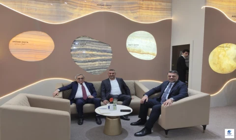 Öztürk’ten İzmir Mermer Fuarı’nda Elazığlı Firmalara Ziyaret
