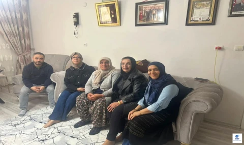AK Parti Kadın Kolları’ndan Şehit Ailelerine Anlamlı Ziyaret