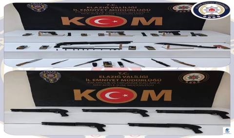 Elazığ’da silah operasyonu: 2 gözaltı, çok sayıda ruhsatsız silah ve mühimmat ele geçirildi