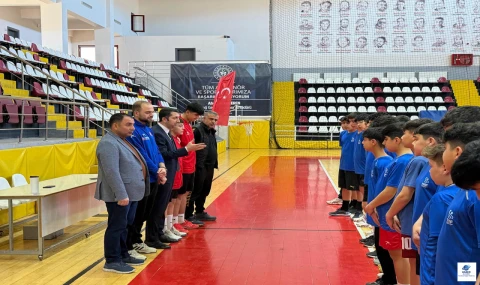 Gençlik ve Spor İl Müdürü Eren'den Genç Sporculara Ziyaret: "Spor Güçlü Geleceğin Teminatıdır"
