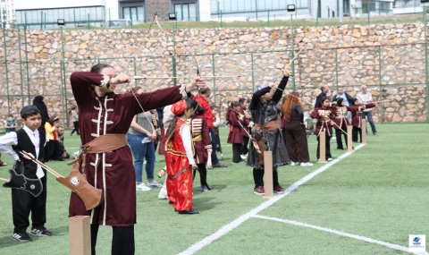Okul Sporlarında Büyük Heyecan: Okçuluk ve Masa Tenisi Müsabakalarına Yoğun Katılım