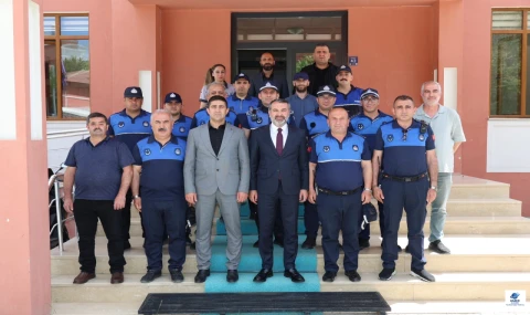 Belediye personeliyle bayramlaşma: "Şehrimize hizmette büyük özveri"