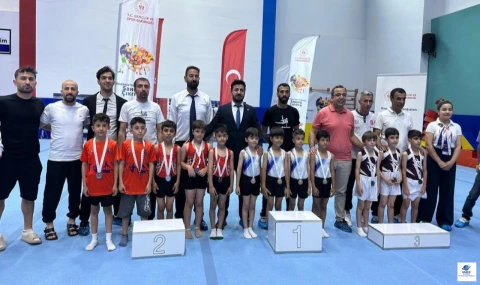 Elazığlı genç Cimnastikçiler Malatya’dan Derecelerle Döndü