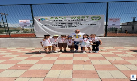 Elazığlı Minik Raketler Van'da Fırtına Gibi Esti: 3 Şampiyonluk, 1 Finalistlik