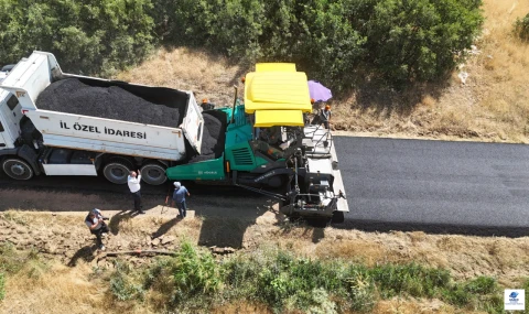 Elazığ İl Özel İdaresi’nden Şahaplı ve Koparuşağı’na 5 Kilometre Sıcak Asfalt Hamlesi