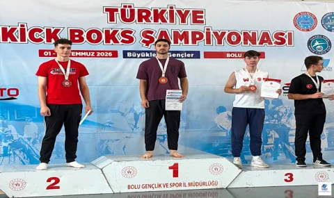 ELAZIĞ’IN ALTIN YUMRUKLARI TÜRKİYE KÜRSÜSÜNDE