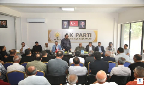 Sivrice'de  AK Parti ilçe Danışma Meclisi Toplantısı Yapıldı